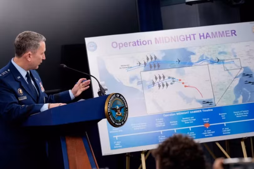 Đòn oanh tạc Iran của B-2 Spirit thách thức viễn cảnh về AI và bầy đàn UAV của Elon Musk.png