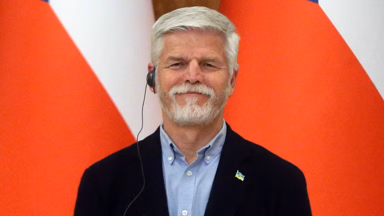 Tổng thống Séc Petr Pavel trong chuyến thăm thủ đô Kiev của Ukraine (Ảnh: Getty)