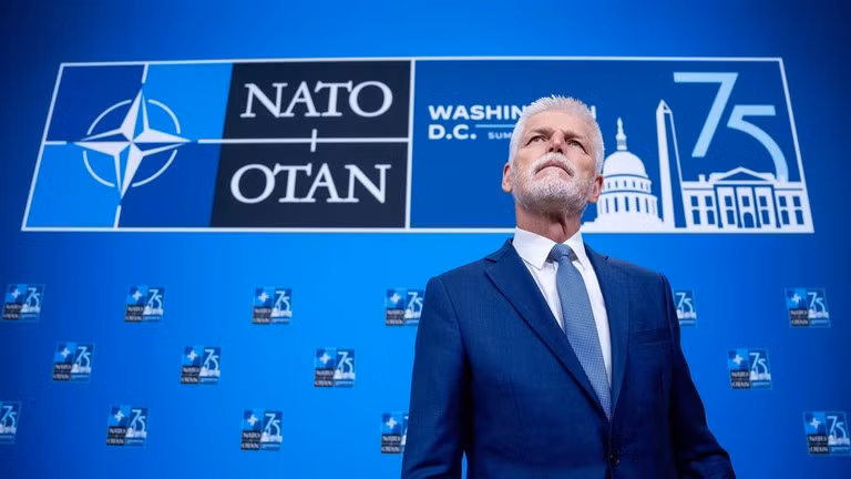 Petr Pavel, Tổng thống Cộng hòa Séc, đến dự hội nghị thượng đỉnh NATO vào ngày 10/7/2024 tại Washington, DC (Ảnh: Getty)