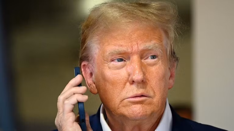 Tổng thống Mỹ Donald Trump tiết lộ đã có nhiều cuộc điện đàm với lãnh đạo Nga. Ảnh: Getty.