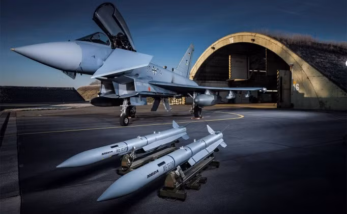 F-35 sắp tích hợp tên lửa Meteor Bước ngoặt sức mạnh hay cuộc đua muộn màng của châu Âu 3.jpg