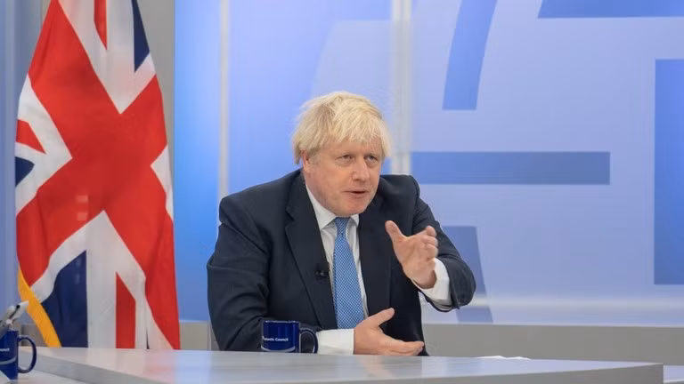 Cựu Thủ tướng Anh Boris Johnson (Ảnh: RT)