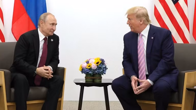 Tổng thống đắc cử Mỹ Donald Trump được cho là đã có cú điện đàm với Tổng thống Nga Vladimir Putin (Ảnh: Getty)