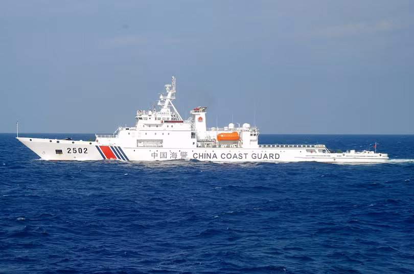 Nhật tố tàu hải cảnh Trung Quốc xâm phạm vùng biển xung quanh Senkaku/Điếu Ngư (Ảnh: Arab News)