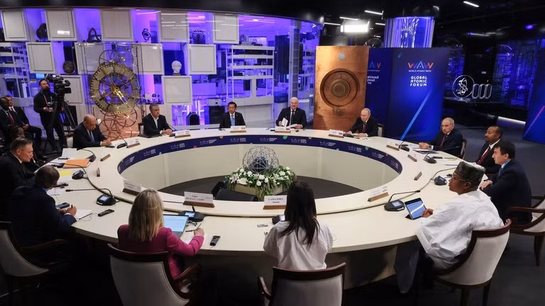 Diễn đàn Nguyên tử Toàn cầu tại Moscow, Nga, ngày 25/9. Ảnh: Sputnik.