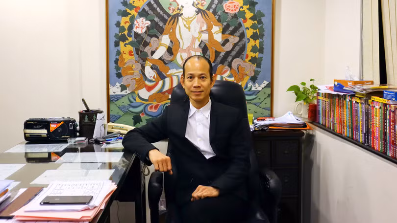 Ông So Man-fung Peter, thày phong thủy nổi tiếng ở Hong Kong (Ảnh: CNN)