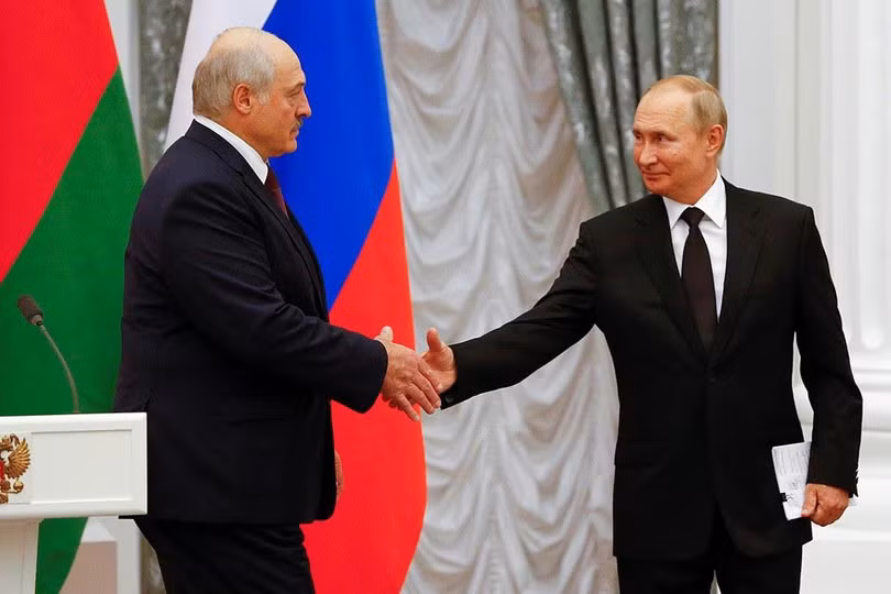 Tổng thống Nga Vladimir Putin và Tổng thống Belarus Alexander Lukashenko nhất trí xây dựng nhà nước liên minh Nga- Belarus (Ảnh: Kp.ru)