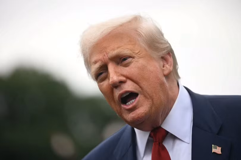 Tổng thống Mỹ Donald Trump phát biểu với báo chí trước khi lên trực thăng tại Bãi cỏ phía Nam của Nhà Trắng ở Washington, DC, vào ngày 1/8. Ảnh: AFP.