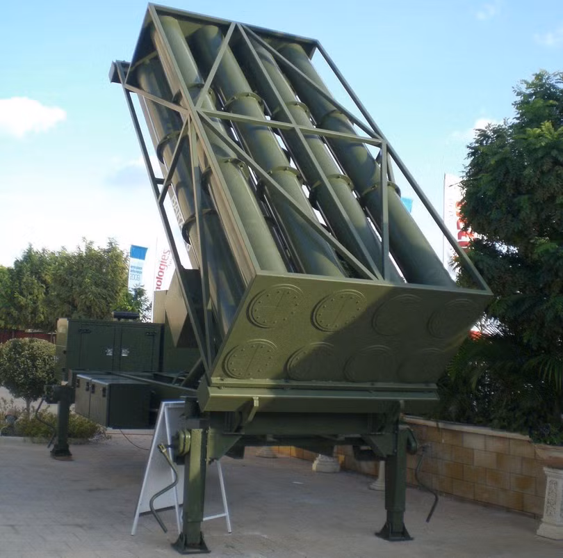 Ống phóng của hệ thống phòng không Barak-8 (Ảnh: WikiCommons) Ống phóng của hệ thống phòng không Barak-8 (Ảnh: WikiCommons)