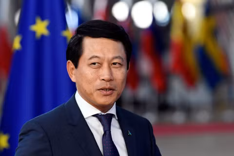 Ông Saleumxay Kommasith, thời điểm còn là Bộ trưởng Ngoại giao Lào, đến dự Hội nghị thượng đỉnh các nhà lãnh đạo ASEM tại Brussels, Bỉ, ngày 18/10/2018. Ảnh: China Daily.