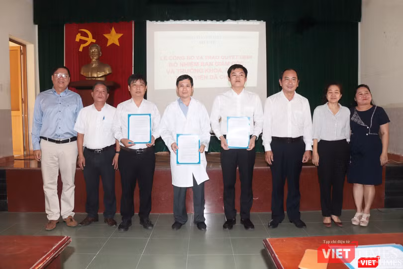 Ban Giám đốc BV Dã chiến TP.HCM. Ảnh: Nguyễn Trăm