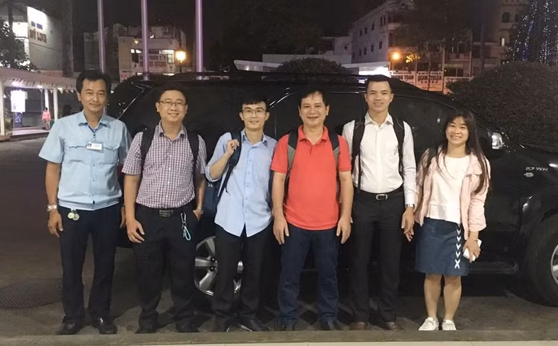 Đoàn bác sĩ BV Chợ Rẫy đi Bình Thuận phòng chống COVID-19. Ảnh: Bệnh viện Chợ Rẫy cung cấp