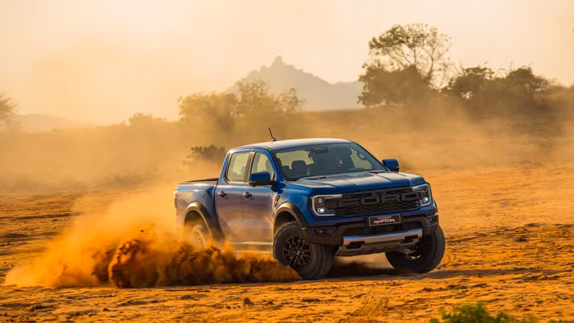 Ranger Raptor 1.jpg