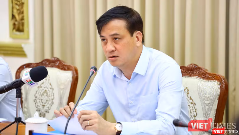 Ông Lê Hoà Bình - Phó Chủ tịch UBND TP.HCM Ông Lê Hoà Bình - Phó Chủ tịch UBND TP.HCM