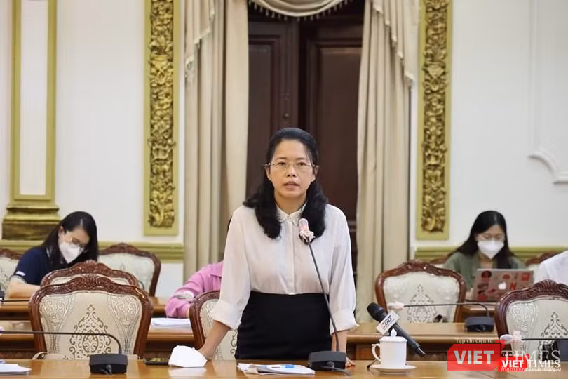 Giám đốc Sở Du lịch Nguyễn Thị Ánh Hoa cho rằng TP.HCM có thể đánh giá theo cấp độ dịch và mở cửa có lộ trình đối với các hoạt động ăn uống kèm theo hoạt động ăn uống có sử dụng đồ uống có cồn Giám đốc Sở Du lịch Nguyễn Thị Ánh Hoa cho rằng TP.HCM có thể đánh giá theo cấp độ dịch và mở cửa có lộ trình đối với các hoạt động ăn uống kèm theo hoạt động ăn uống có sử dụng đồ uống có cồn
