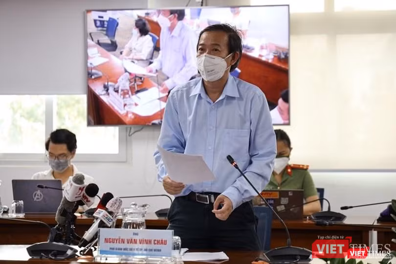 Phó Giám đốc Sở Y tế TP.HCM - Bác sĩ Nguyễn Văn Vĩnh Châu phát biểu. Ảnh: Huyền Mai Phó Giám đốc Sở Y tế TP.HCM - Bác sĩ Nguyễn Văn Vĩnh Châu phát biểu. Ảnh: Huyền Mai