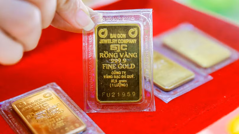 Bác tin đồn ngưng giao dịch vàng miếng SJC
