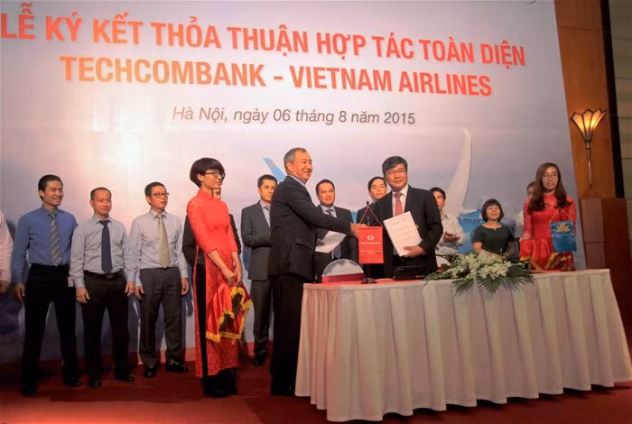 Ngân hàng Techcombank tìm cách tiến sâu hơn vào thị trường khai thác hàng không Việt Nam - Ảnh:VNA