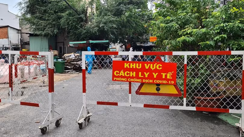 Khẩn trương khoanh vùng, truy vết các trường hợp nhiễm mới (Đình Lễ - HCDC)