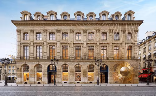 Những ‘cuộc săn mồi’ của ông chủ Louis Vuitton ảnh 2 Trung tâm mua sắm của LVMH.