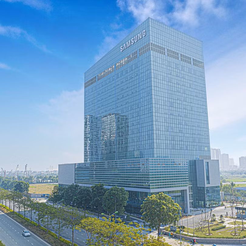 Ông Lee Jae-yong sẽ tham dự lễ khánh thành Trung tâm R&D của Samsung tại Hà Nội vào hôm nay. Ông Lee Jae-yong sẽ tham dự lễ khánh thành Trung tâm R&D của Samsung tại Hà Nội vào hôm nay.