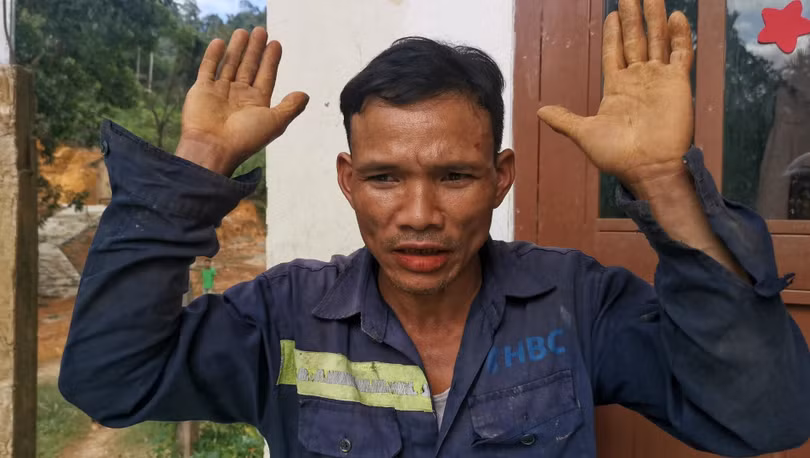 Ông Nguyễn Thành Sơn - nhân chứng của vụ sạt lở kinh hoàng (Ảnh: Ngọc Tân) Ông Nguyễn Thành Sơn - nhân chứng của vụ sạt lở kinh hoàng (Ảnh: Ngọc Tân)