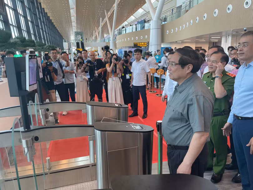 Thu tuong tham T3.jpg