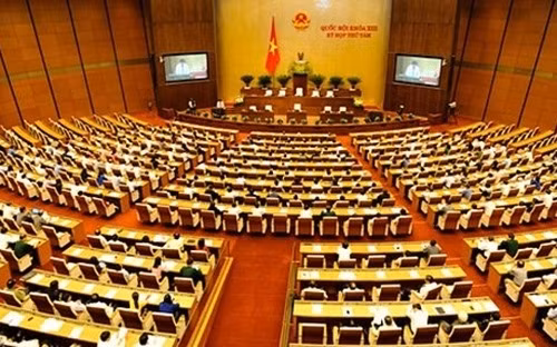 Bộ luật Hình sự mới đã được Quốc hội khoá 13 thông qua ngày 27/11/2015.