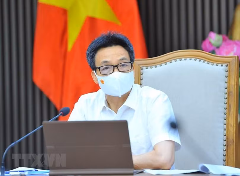 Phó Thủ tướng Chính phủ Vũ Đức Đam, Trưởng Ban Chỉ đạo Quốc gia phòng, chống dịch Covid-19 chủ trì cuộc họp. (Ảnh: Minh Đức/TTXVN) Phó Thủ tướng Chính phủ Vũ Đức Đam, Trưởng Ban Chỉ đạo Quốc gia phòng, chống dịch Covid-19 chủ trì cuộc họp. (Ảnh: Minh Đức/TTXVN)