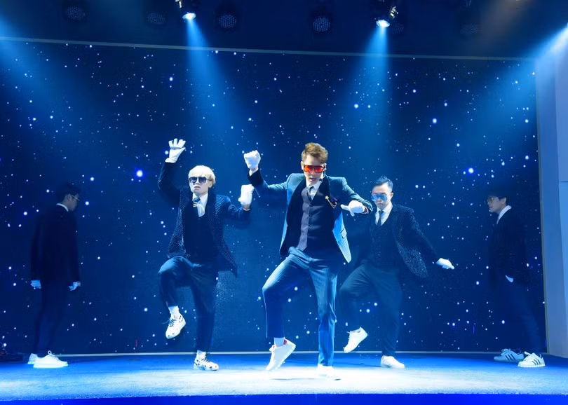 Bản audio chưa kịp nguội, Chu Bin đã chiêu đãi fan bản MV dance