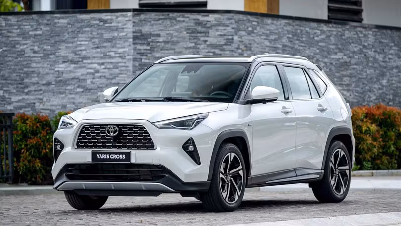 yaris-cross-hev-bv-1-9yp7uv7-17198101763421346188543-9653.png