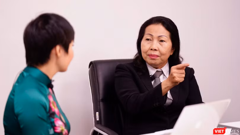 Luật sư Trần Thị Ngọc Nữ, một trong số các luật sư của Hội bảo vệ Quyền trẻ em TP.HCM được phân công bảo vệ em bé trong vụ án