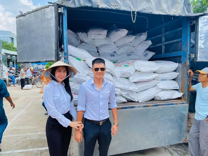 Hai vợ chồng Thuỷ Tiên - Công Vinh (Ảnh: FBNV) Hai vợ chồng Thuỷ Tiên - Công Vinh (Ảnh: FBNV)