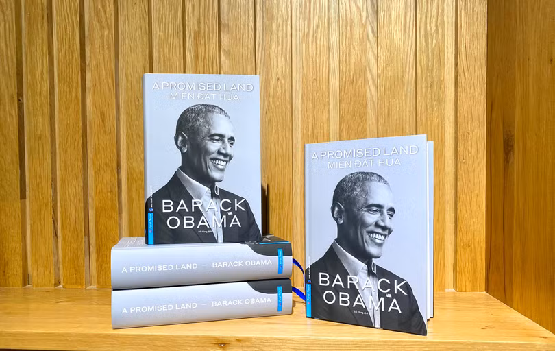 Hồi ký “Miền đất hứa” của cựu Tổng thống Barack Obama vừa ra mắt ấn bản tiếng Việt 