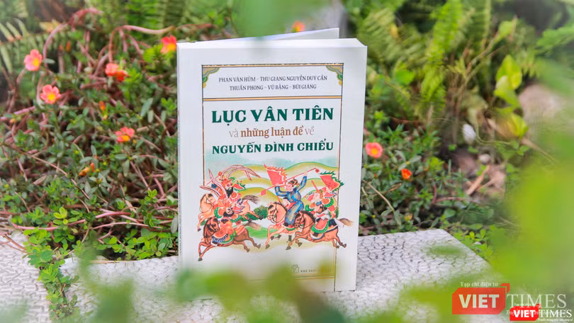 Cố gắng tìm về một bản văn có độ tin cậy cao, được xem là “gần với bản gốc nhất”, là hành trình khó khăn nhưng cần thiết Cố gắng tìm về một bản văn có độ tin cậy cao, được xem là “gần với bản gốc nhất”, là hành trình khó khăn nhưng cần thiết