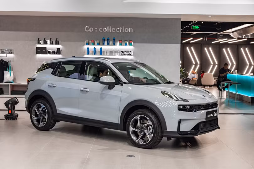 Lynk & Co 06..jpeg