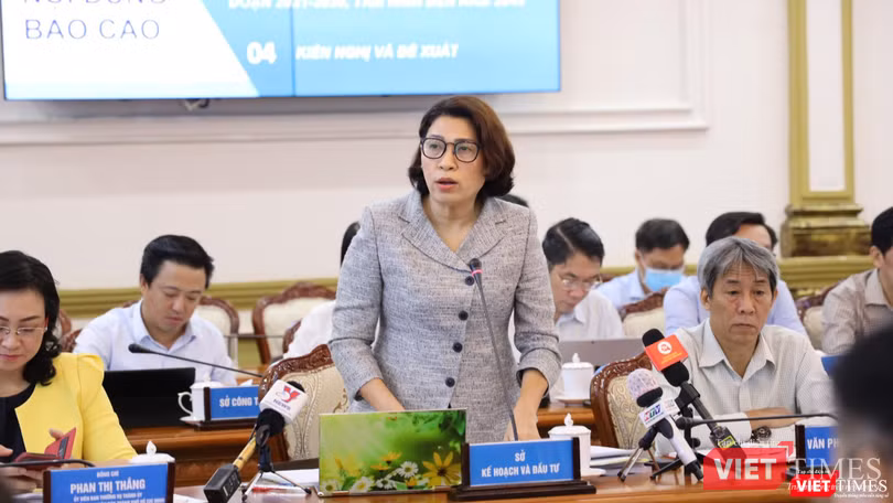 Giám đốc Sở Kế hoạch và đầu tư TP.HCM, bà Lê Thị Huỳnh Mai phát biểu Giám đốc Sở Kế hoạch và đầu tư TP.HCM, bà Lê Thị Huỳnh Mai phát biểu