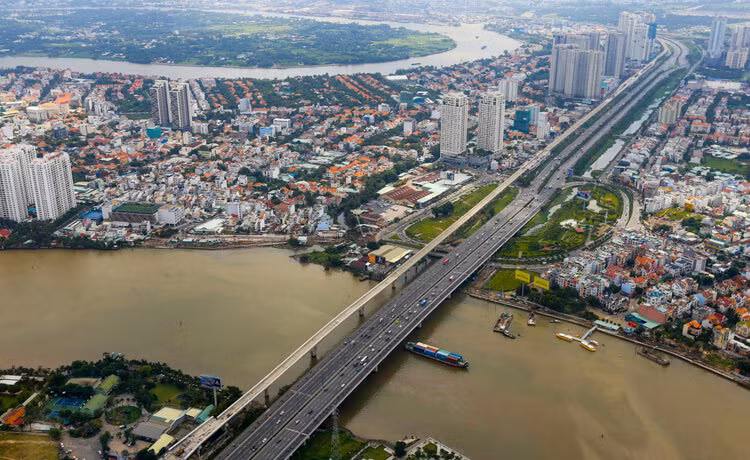 Hai kịch bản cho thị trường bất động sản năm 2020 ảnh 1 Thị trường bất động sản TP HCM. Ảnh: Trần Quỳnh