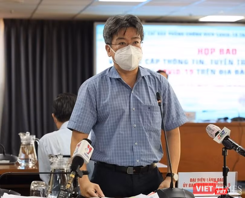 Phó Chủ tịch UBND quận 5 Nguyễn Võ Xuân Kỳ. Ảnh: Huyền Mai Phó Chủ tịch UBND quận 5 Nguyễn Võ Xuân Kỳ. Ảnh: Huyền Mai