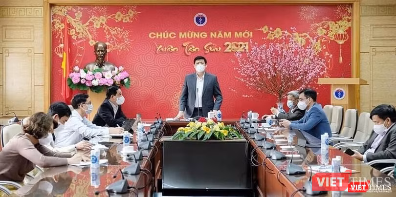 Bộ trưởng Bộ Y tế Nguyễn Thanh Long đề nghị TP.HCM xem xét, có thể giãn cách một số khu vực nếu số ca nhiễm không dừng lại (Ảnh: Trần Minh) Bộ trưởng Bộ Y tế Nguyễn Thanh Long đề nghị TP.HCM xem xét, có thể giãn cách một số khu vực nếu số ca nhiễm không dừng lại (Ảnh: Trần Minh)