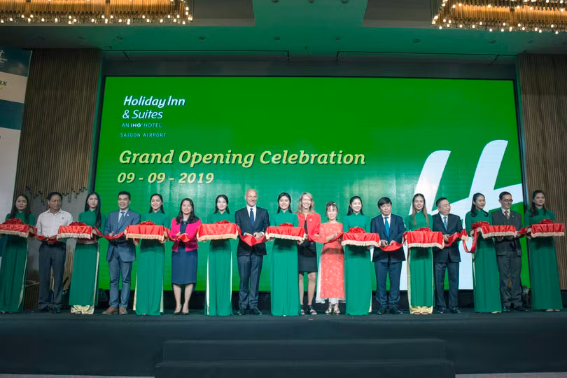 Holiday Inn & Suites Saigon Airport chính thức được khai trương vào sáng 9/9/2019.