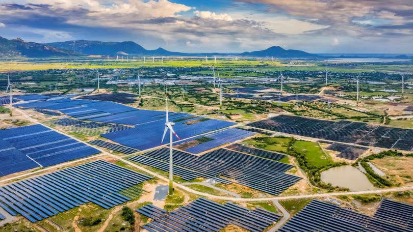 TNPower đầu tư vào cả 4 mảng điện mặt trời, điện gió, điện khí và thủy điện (Ảnh minh họa - Nguồn: Internet)