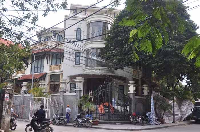 Dinh cơ trăm tỷ của “bầu” Kiên thay áo mới ảnh 1