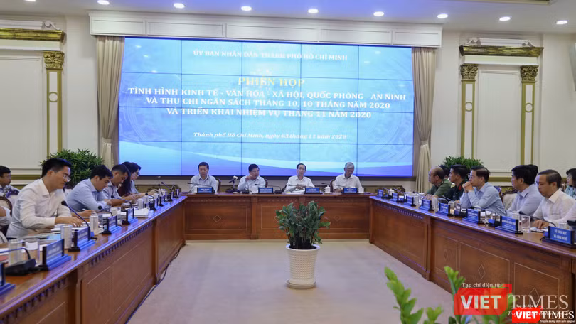 Tại cuộc họp chiều 3/11, rất nhiều nội dung "nóng" được báo chí chất vấn lãnh đạo thành phố (Ảnh: TTBC) Tại cuộc họp chiều 3/11, rất nhiều nội dung "nóng" được báo chí chất vấn lãnh đạo thành phố (Ảnh: TTBC)