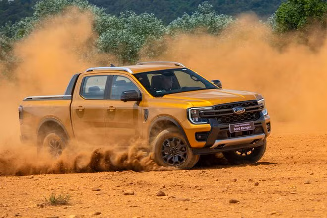 'Cân' Nissan Navara Pro4X và Ford Ranger Wildtrak: Chênh 19 triệu, đánh đổi hệ thống ADAS- Ảnh 8.
