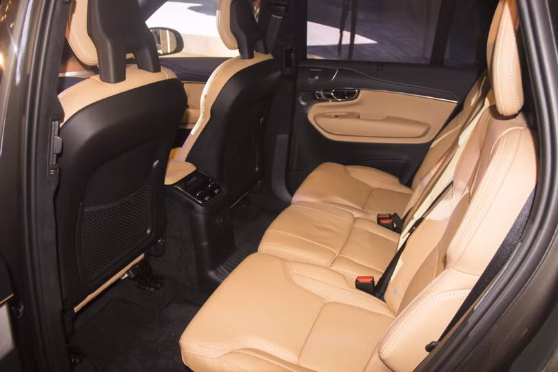 volvo-xc90-2-2048x1365.jpg