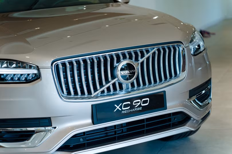 XC90-Bright-Dusk-3-min-2048x1365.jpg