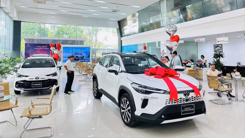 corolla cross tại đại lý.jpeg