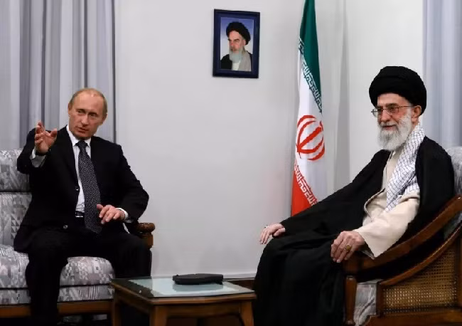 Ra đòn Syria, Nga đẩy Mỹ "châm lửa" mặt trận mới ở Trung Đông ảnh 1