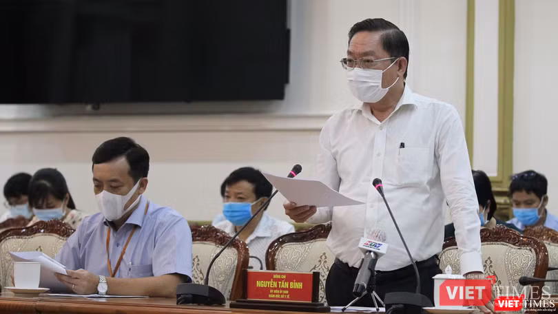 Ông Nguyễn Tấn Bỉnh - Giám đốc Sở Y tế TP.HCM Ông Nguyễn Tấn Bỉnh - Giám đốc Sở Y tế TP.HCM